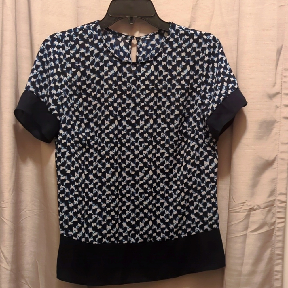 Pattern top(banana republic outlet)